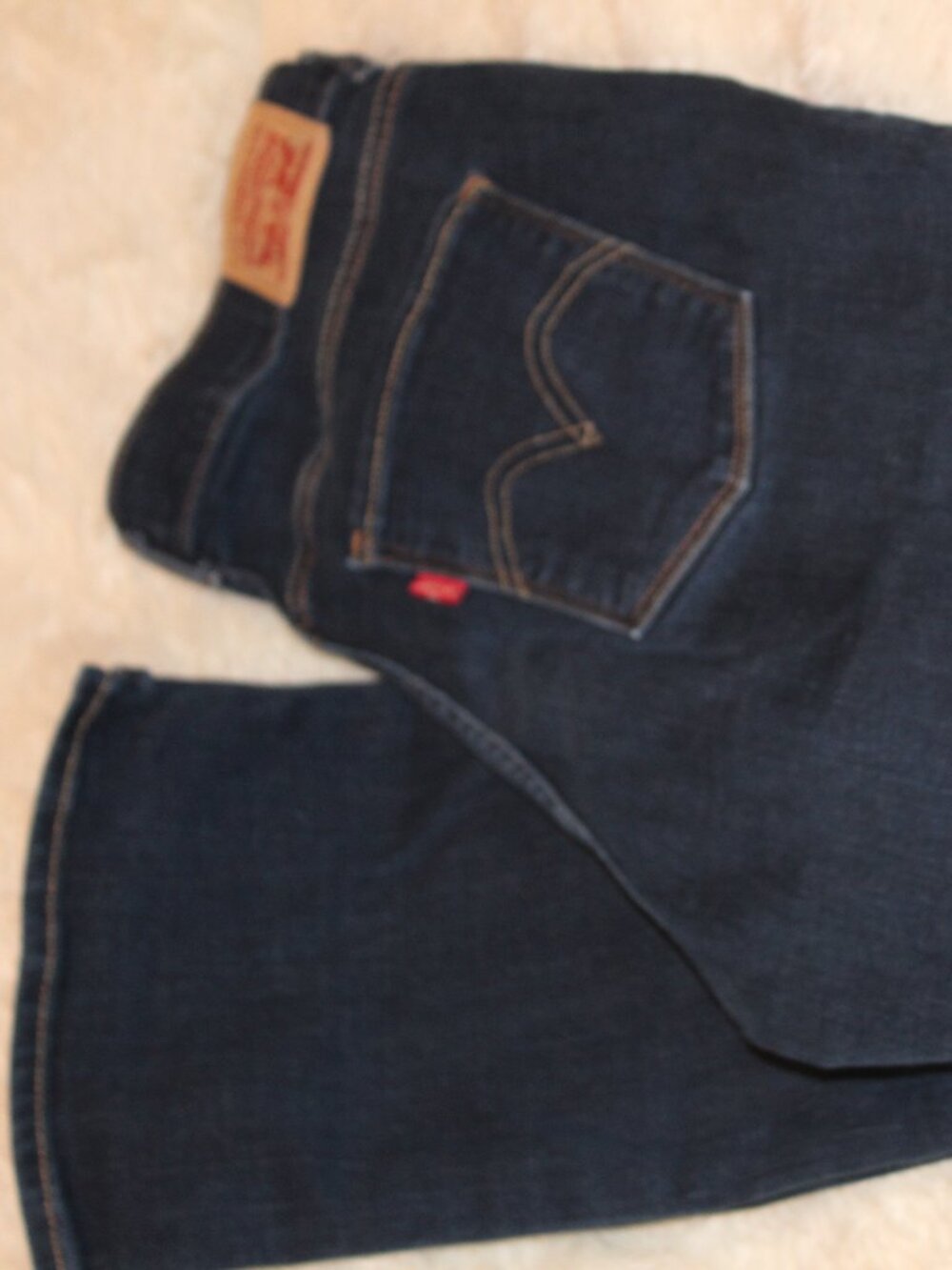 Levi's Boot Cut Classic Mid Rise in Dark Wash Blue Jeans Women's 31/32 or 12 M